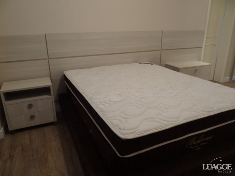 Casa para Venda - 305m², 3 dormitórios, sendo 3 suites, 4 vagas - Nonoai — foto 24