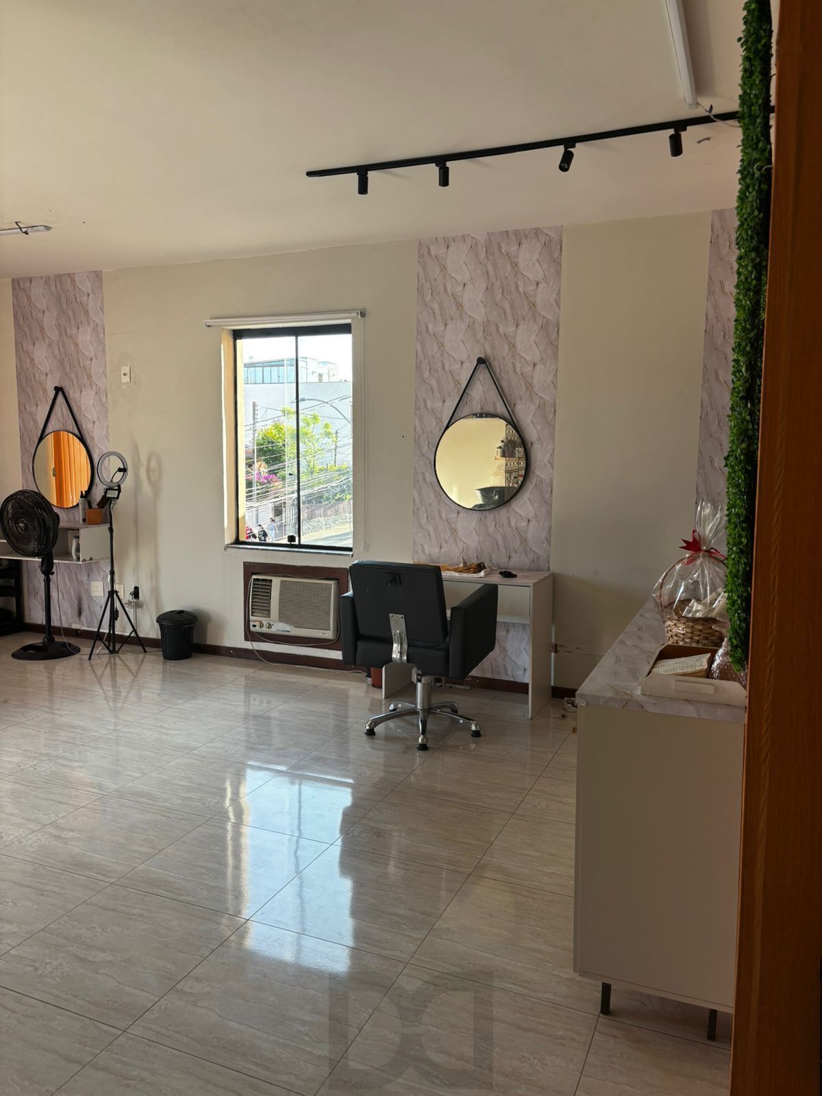 Sala comercial no bairro Cavalhada. — foto 4