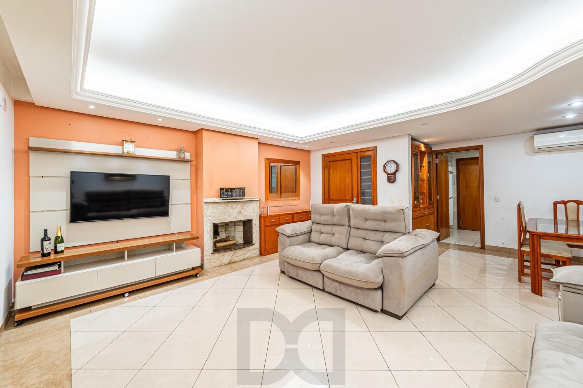 Apartamento com 3 quartos, no bairro Menino Deus — foto 4