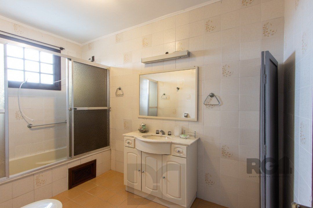Casa para Venda - 200m², 3 dormitórios, sendo 1 suites, 3 vagas - Jardim Verde — foto 36