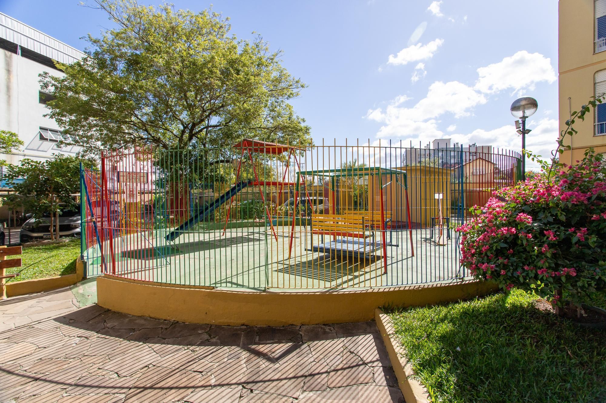 Apartamento 2 dormitórios I bairro Cristal — foto 27