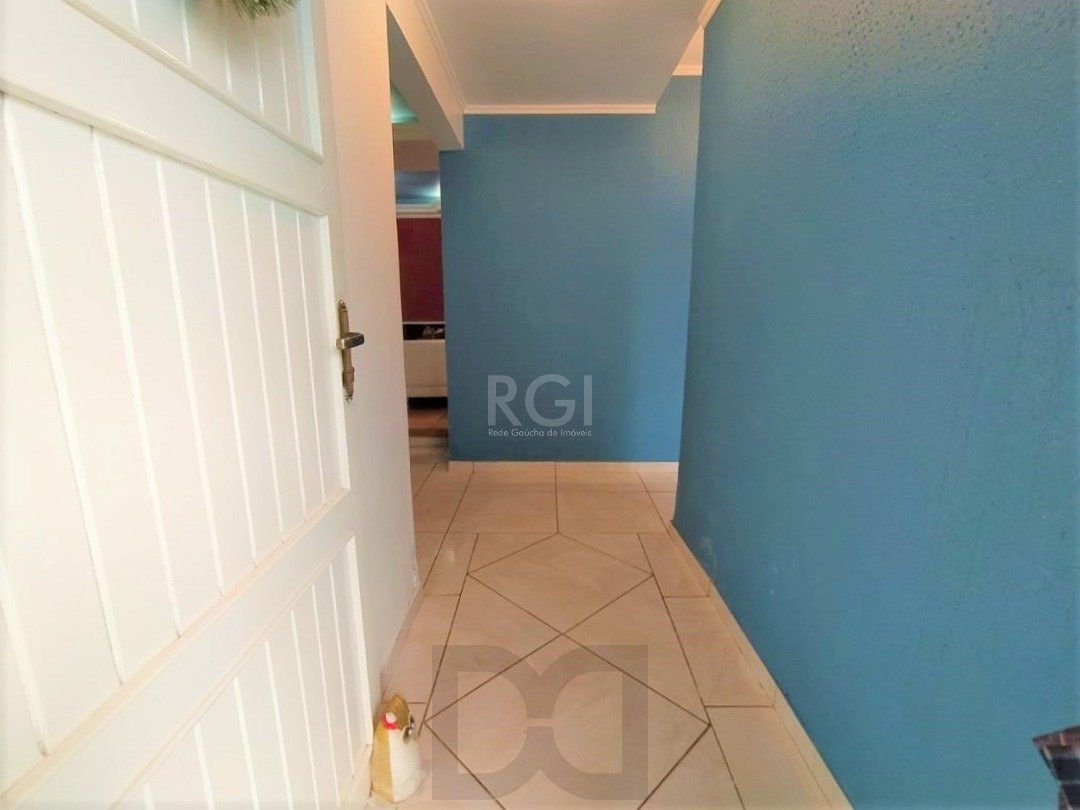 Casa para Venda - 150m², 4 dormitórios, sendo 3 suites, 2 vagas - Jardim Verde — foto 3