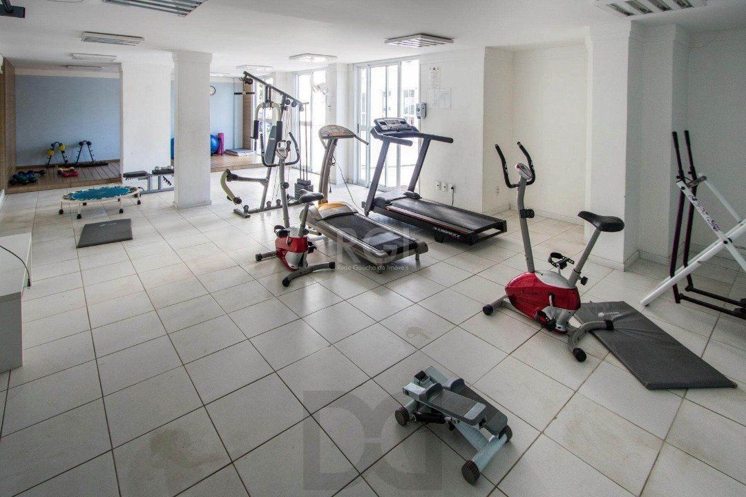 Apartamento | Bairro Cristal | 2 dormitórios | Suíte |  Semi mobiliado |  1 vaga escriturada — foto 32