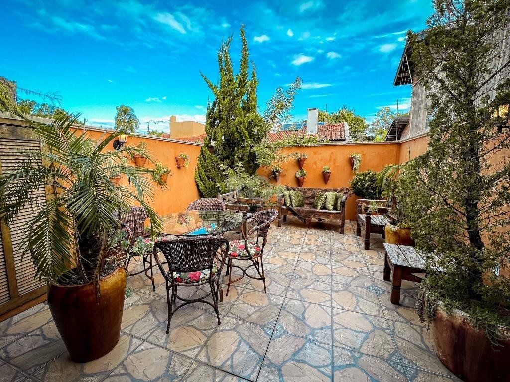 Excelente casa a venda no bairro Tristeza, para o lado do Rio! — foto 1
