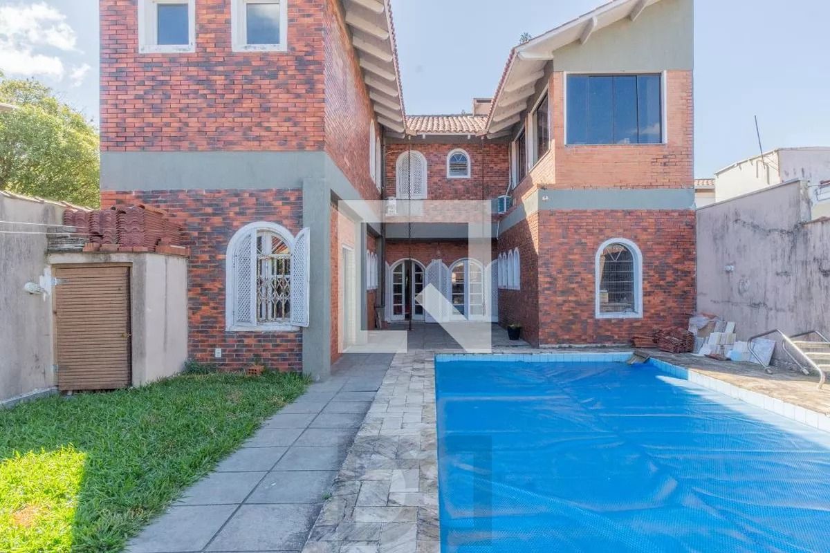 Casa á venda com 3 dormitórios no bairro Ipanema em Porto Alegre — foto 31