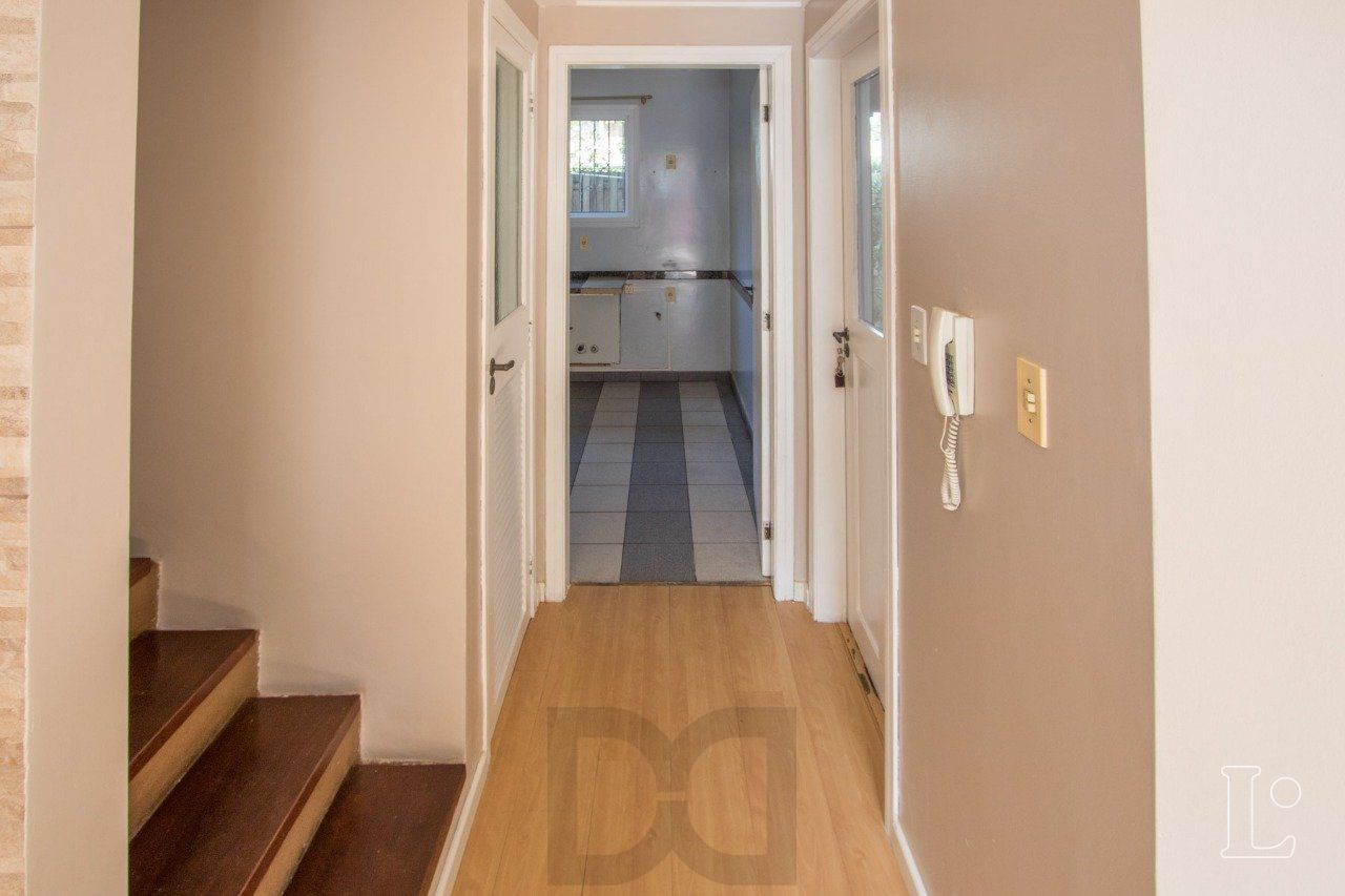 Excelente casa em condomínio fechado -Bairro Cristal — foto 7
