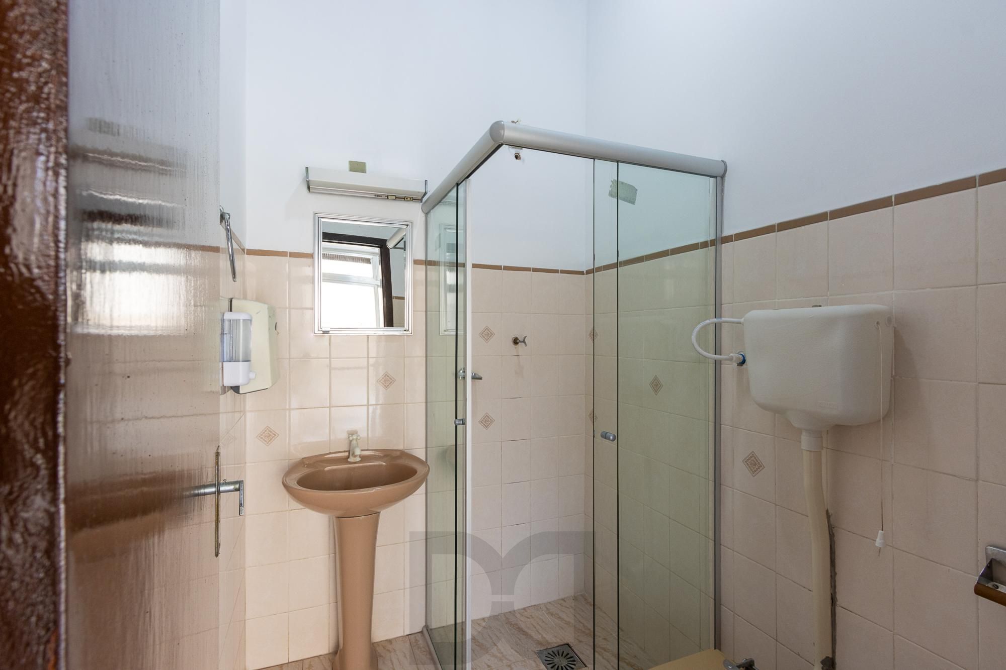 CASA RESIDENCIAL 04 DORMITÓRIOS | CAVALHADA — foto 32