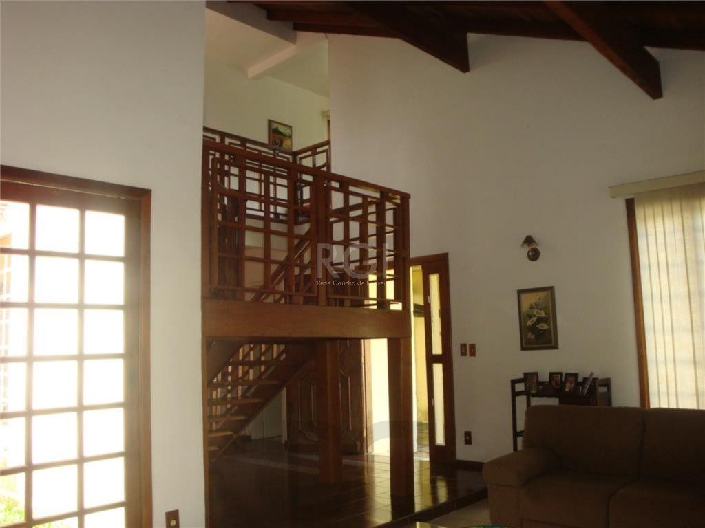 Casa para Venda - 240m², 4 dormitórios, sendo 1 suites, 4 vagas - Nonoai — foto 7