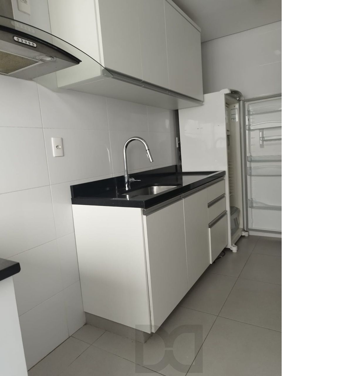 Apartamento semi mobiliado, desocupado e pronto para morar no bairro Bela Vista — foto 7
