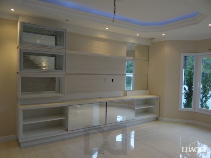 Casa para Venda - 305m², 3 dormitórios, sendo 3 suites, 4 vagas - Nonoai — foto 31