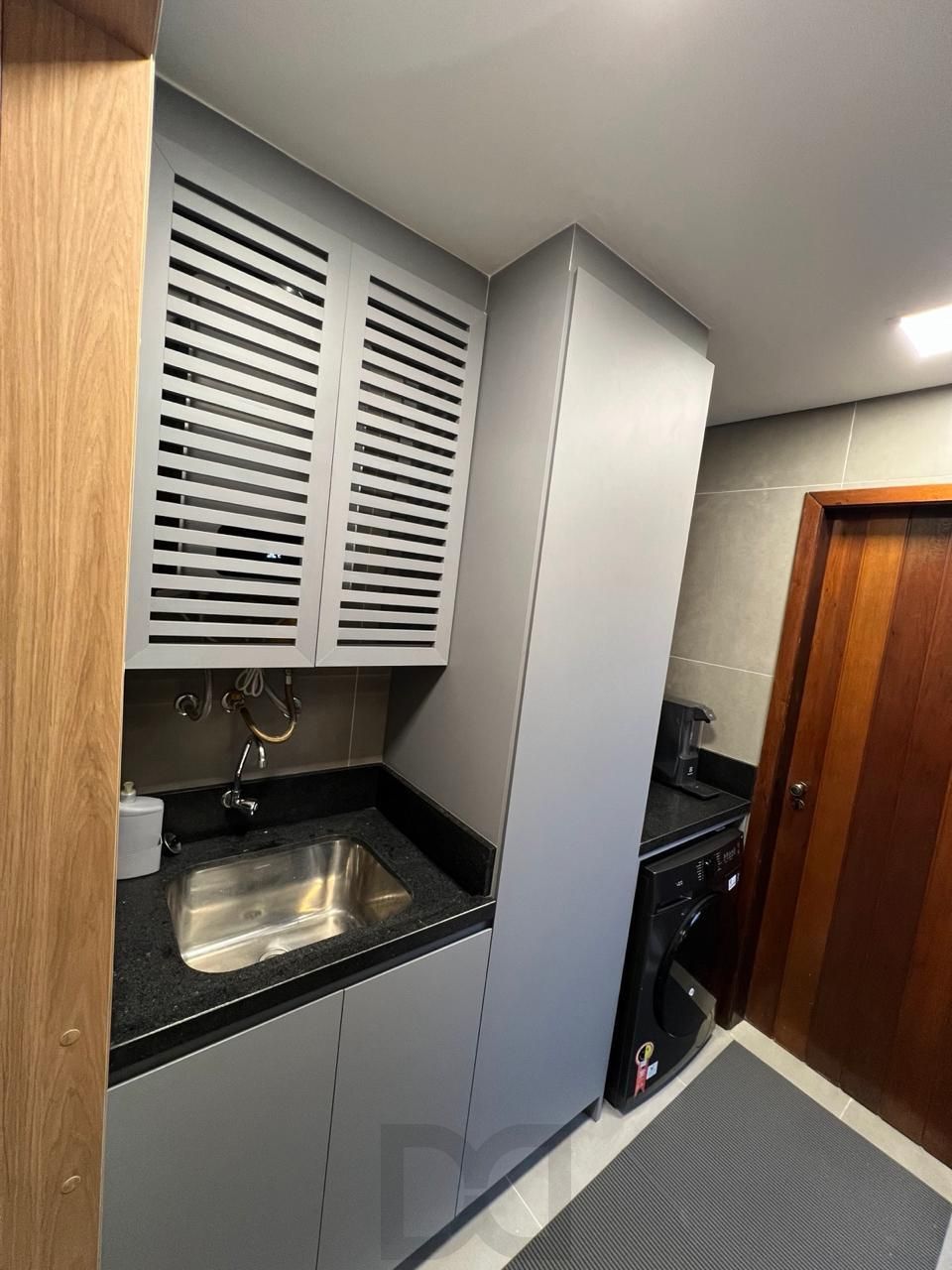 Casa em condomínio fechado para venda no bairro Jardim Isabel, com aproximadamente 204m² de área privativa,. — foto 15