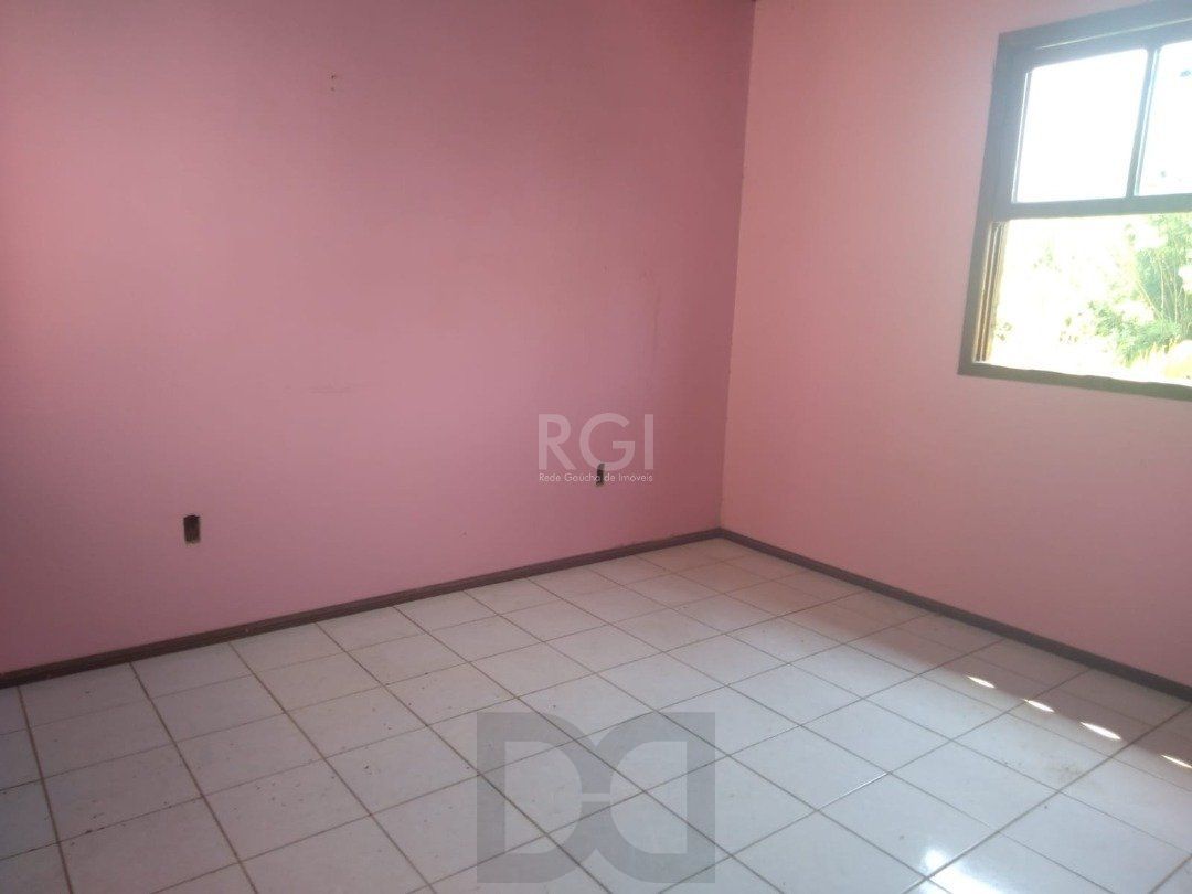 Casa para Venda com 2 dormitórios e 3 vagas no bairro Belém Novo — foto 9
