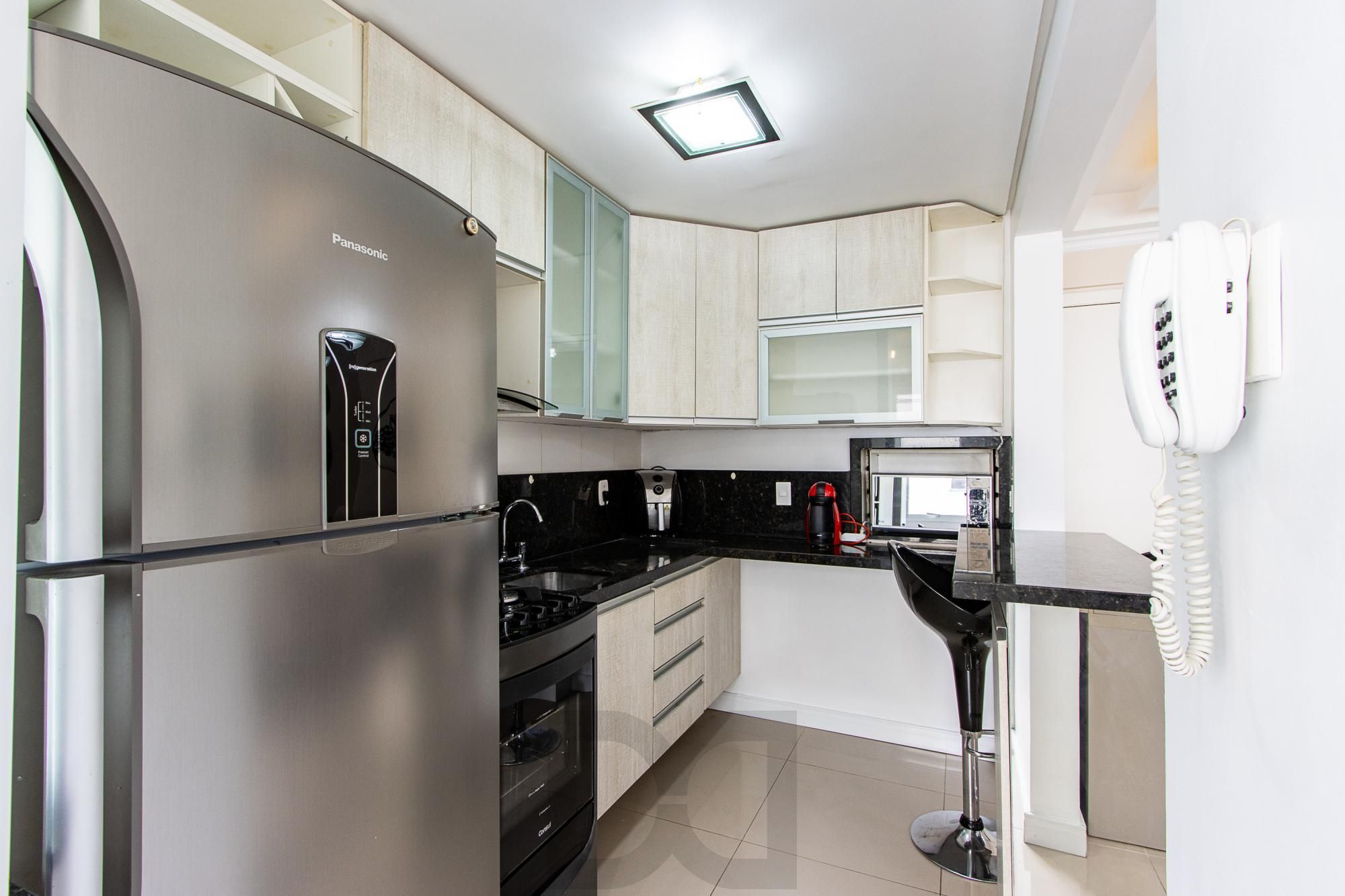 APARTAMENTO MOBILIADO PARA VENDA , 71m², 3 QUARTOS (1 SUITE), 01 VAGA ESCRITURADA - BAIRRO CAVALHADA — foto 11