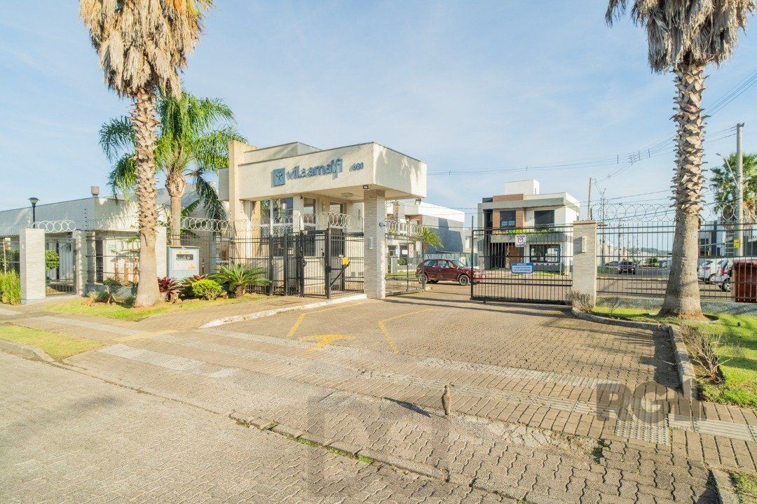 Casa de Condomínio com Arquitetura Exclusiva e Ambientes Sofisticados — foto 59