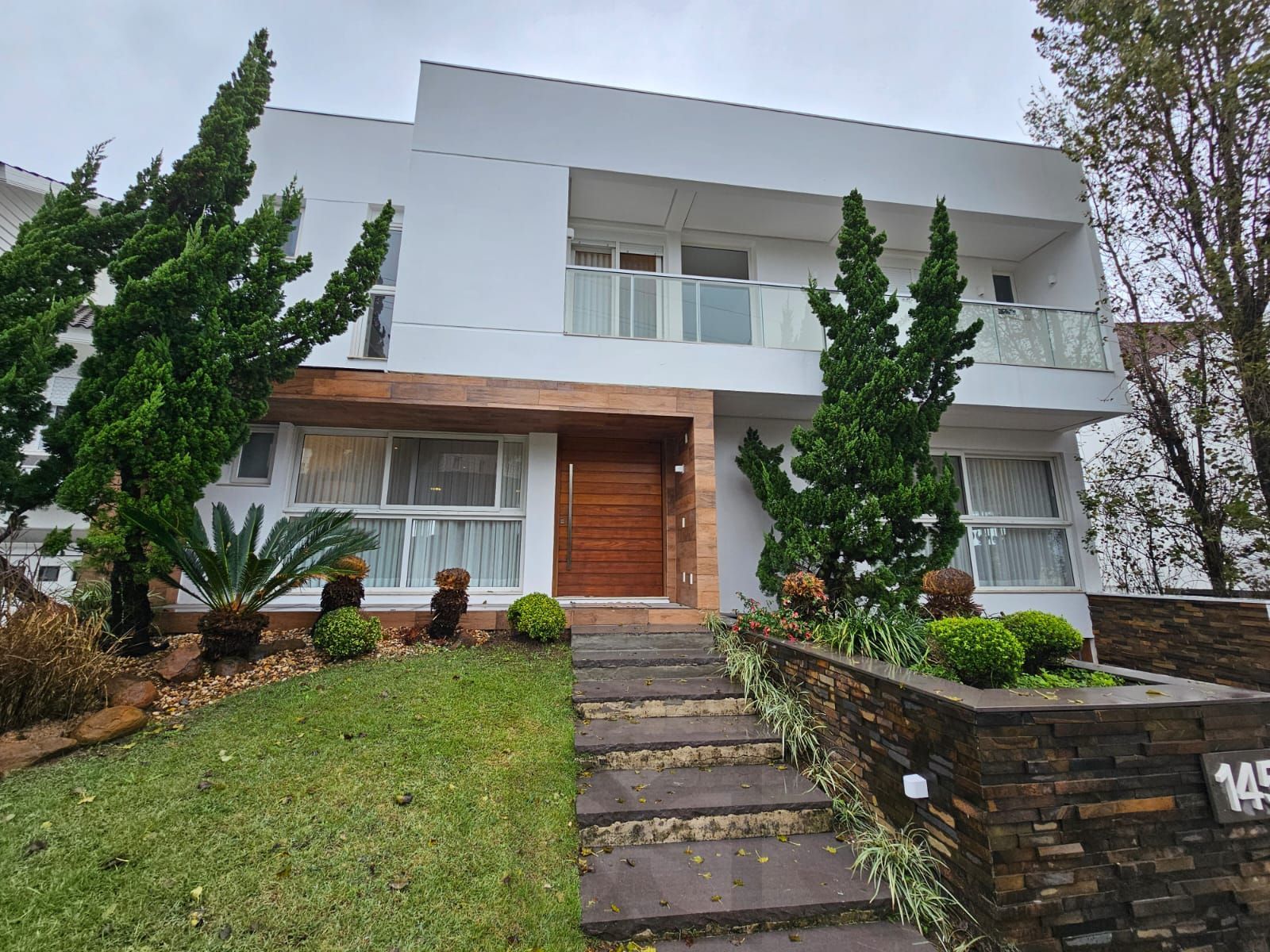 Casa mobiliada e decorada em Condomínio fechado — foto 1
