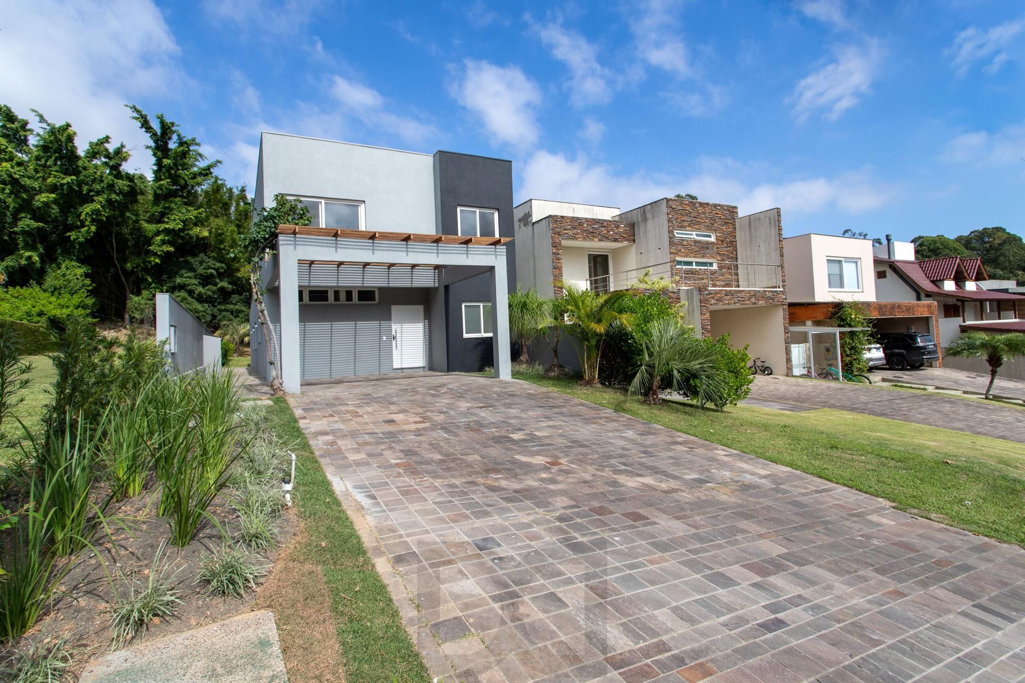 Casa em condomínio no Terra Ville .Esta casa de alto padrão, dispõe de 4 suítes — foto 34
