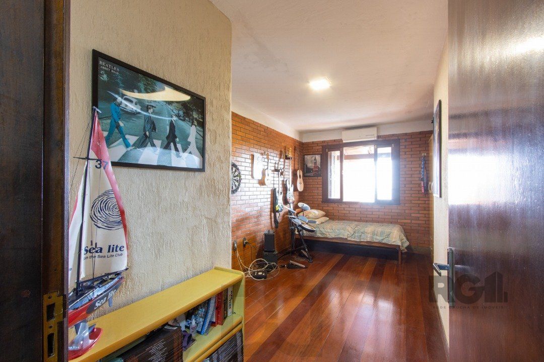 Casa para Venda - 220m², 3 dormitórios, sendo 2 suites, 5 vagas - Espirito Santo — foto 14