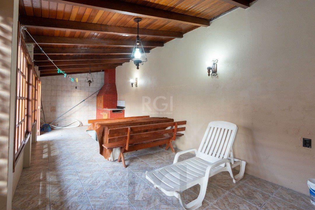 Casa para Venda - 232.5m², 3 dormitórios, sendo 1 suites, 4 vagas - Nonoai — foto 27
