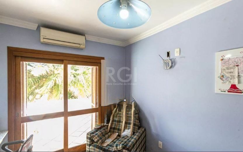 Casa para Venda - 336m², 4 dormitórios, sendo 1 suites, 2 vagas - Camaquã — foto 13