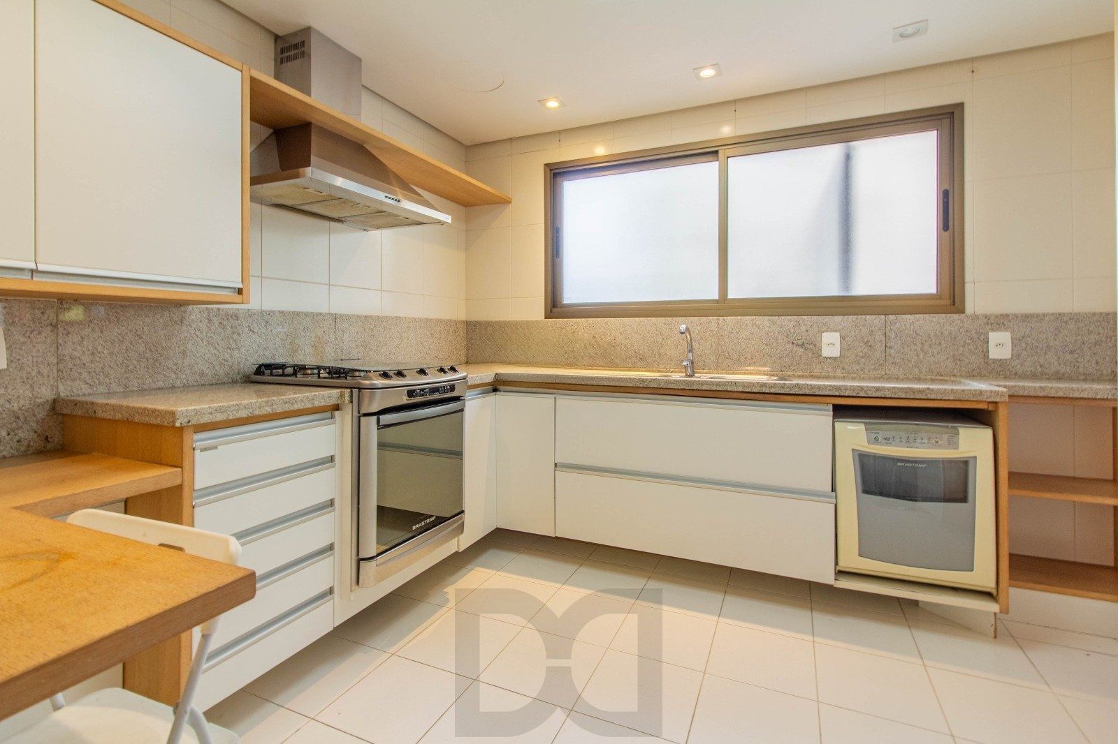 Apartamento Garden com 202m² e 3 dormitórios, 3 suítes, 3 vagas — foto 18