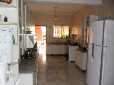 Casa para Venda - 270m², 5 dormitórios, sendo 1 suites, Guarujá — foto 5