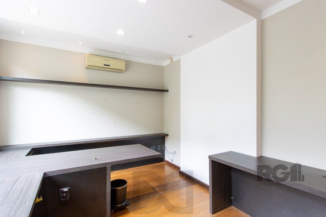 Excelente casa comercial com aproximadamente 300m² de área construída — foto 8
