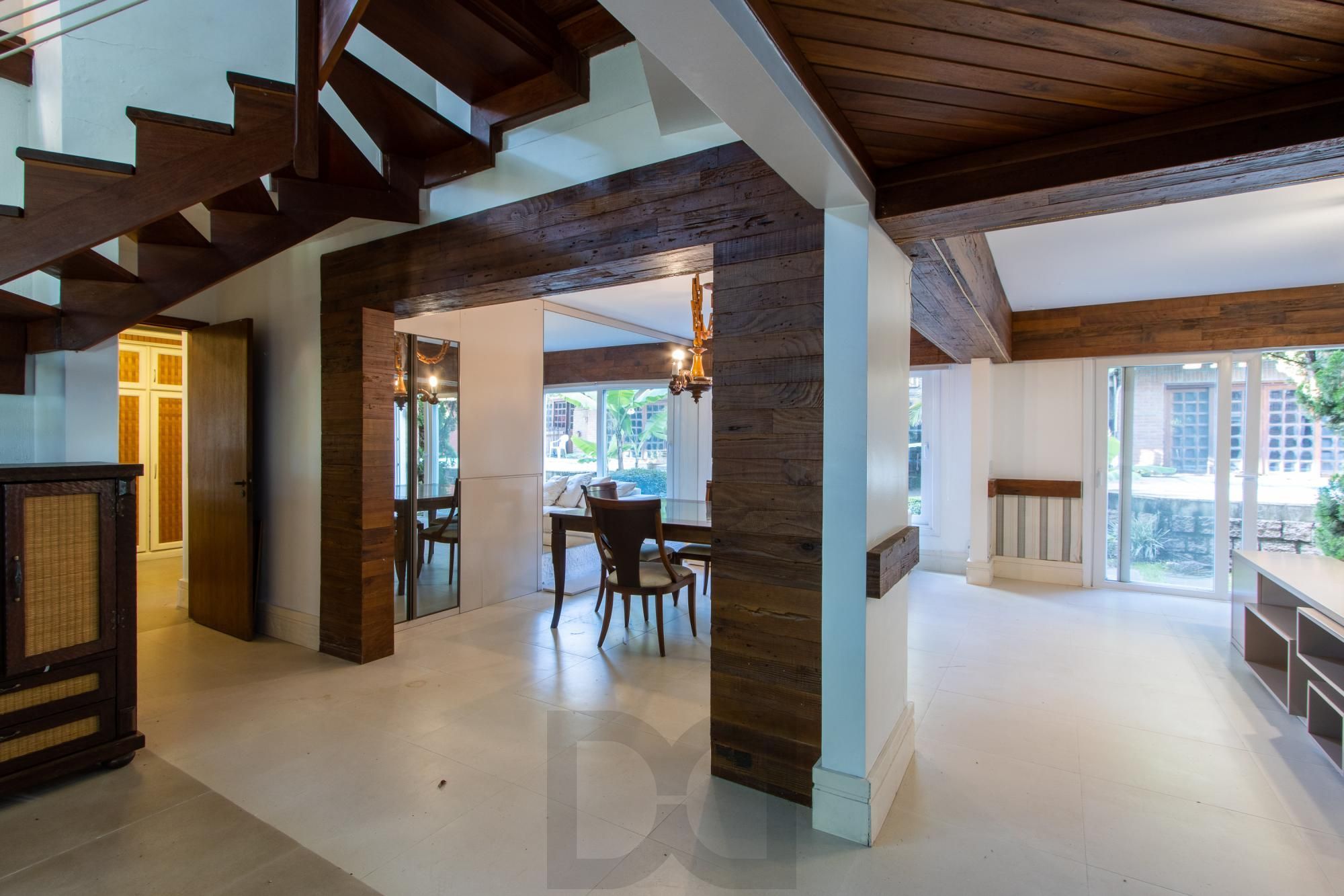 Excelente Casa em Condominio Fechado com 440,60m Dormitórios, sendo 2 Suítess — foto 6