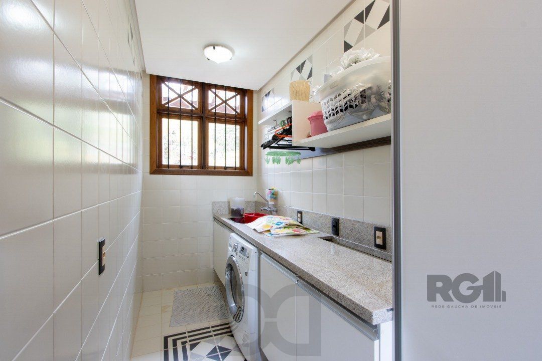 Casa para Venda com 4 dormitórios, sendo 2 suites e 4 vagas no bairro Jardim Isabel — foto 28