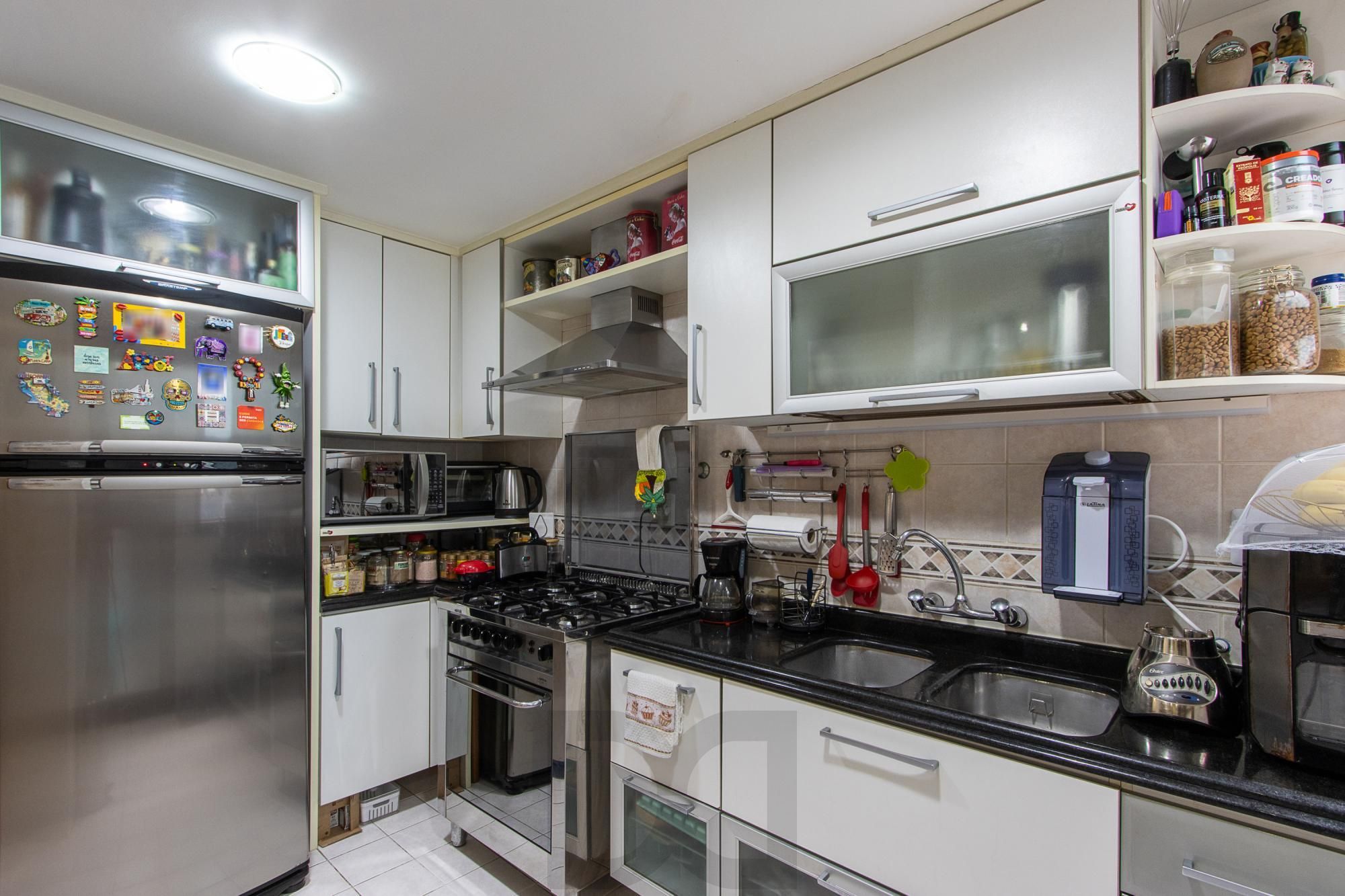 Apartamento de 3 dormitórios, 1 suíte e 3 vagas no bairro Ipanema. — foto 15
