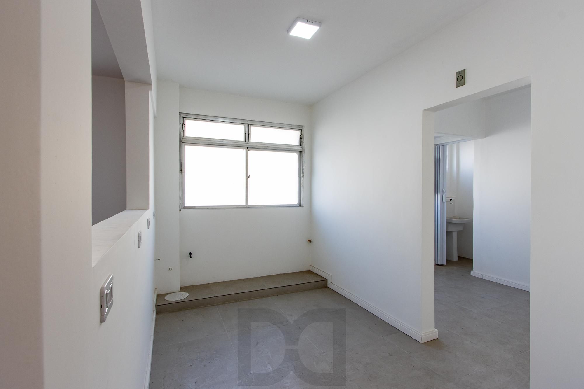 Apartamento no Menino Deus com 2 dormitórios e garagem — foto 6