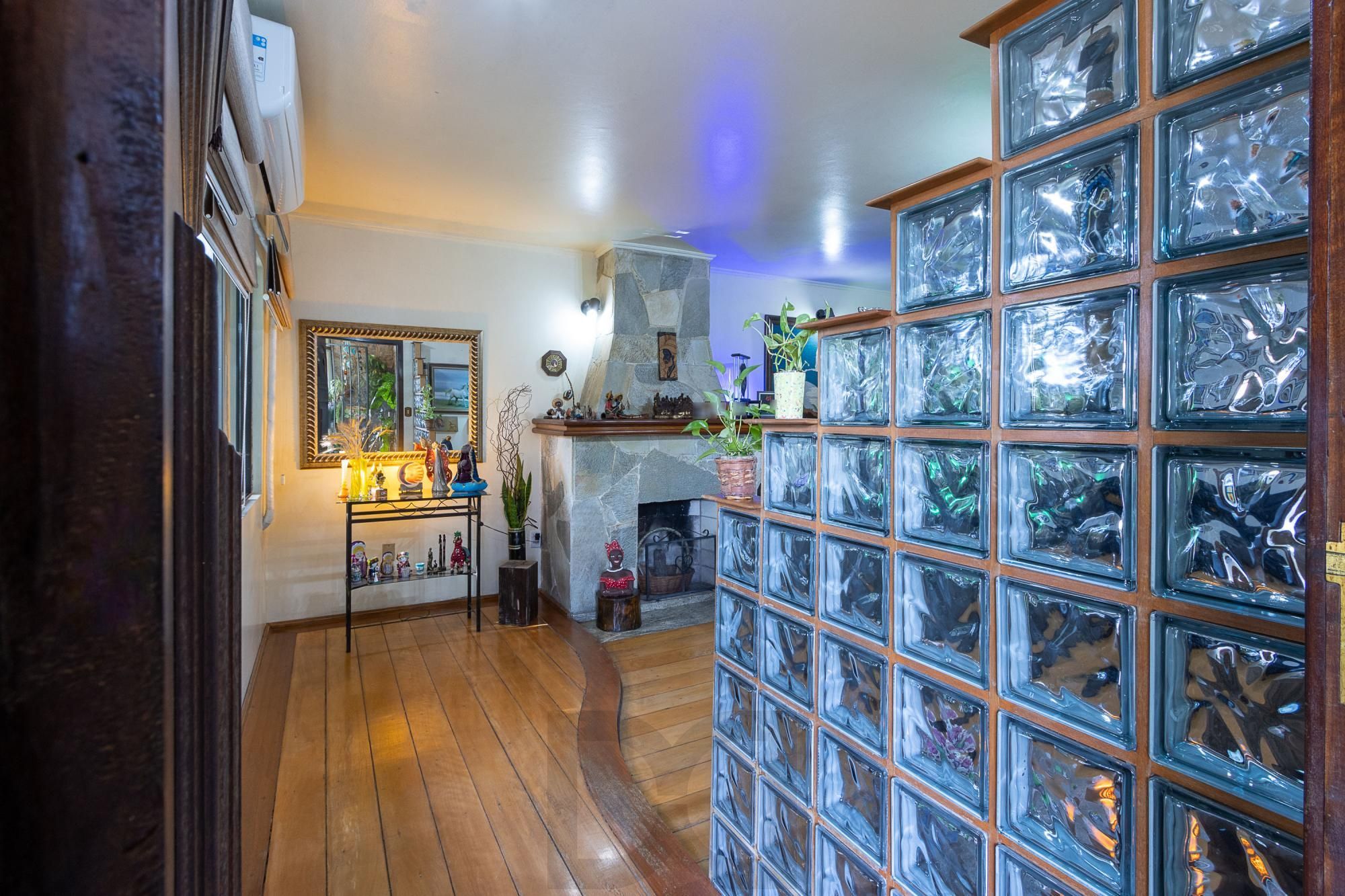 Casa com 3 quartos (1 suite), 4 vagas - Vila Nova — foto 4