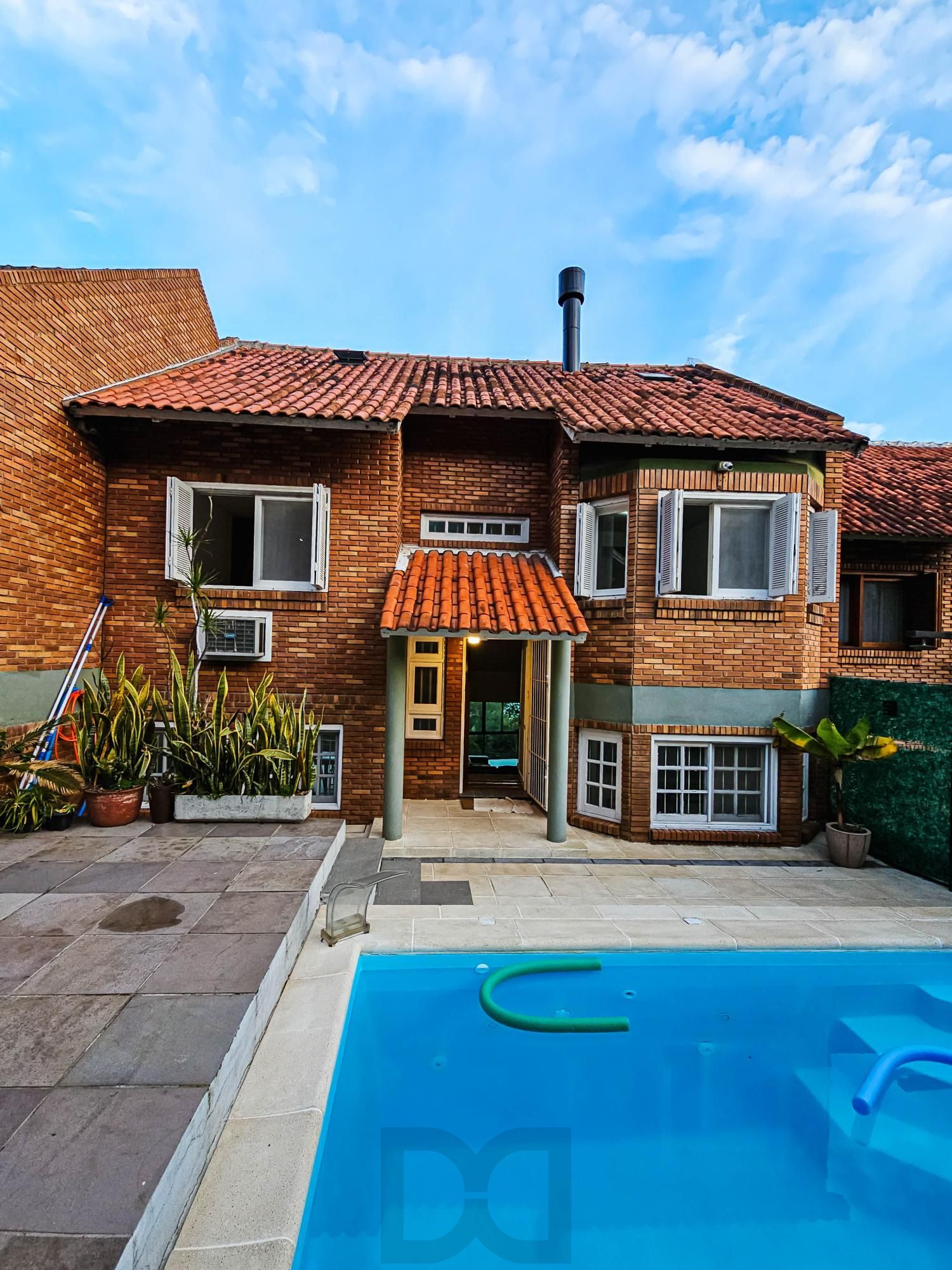 Casa na Vila Conceição, 3 dormitórios, 1 suíte, churrasqueira, lareira, 4 vagas, piscina aquecida e vista perene para o Rio. — foto 34