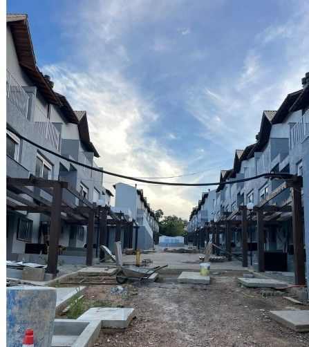 CASA EM CONDOMÍNIO COM 3 DORRMITÓRIOS — foto 3