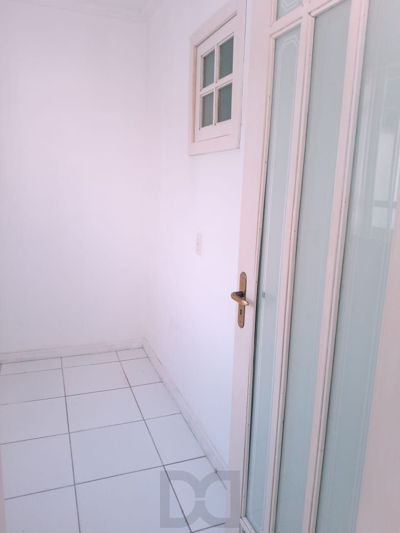 Amplo sobrado com 3 dormitórios — foto 10