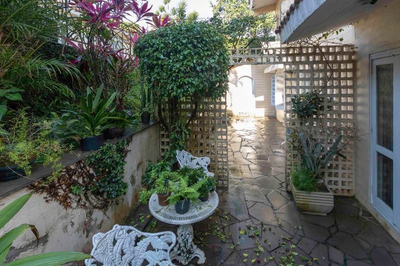 Casa para Venda - 420m², 5 dormitórios, sendo 2 suites, 6 vagas - Nonoai — foto 44