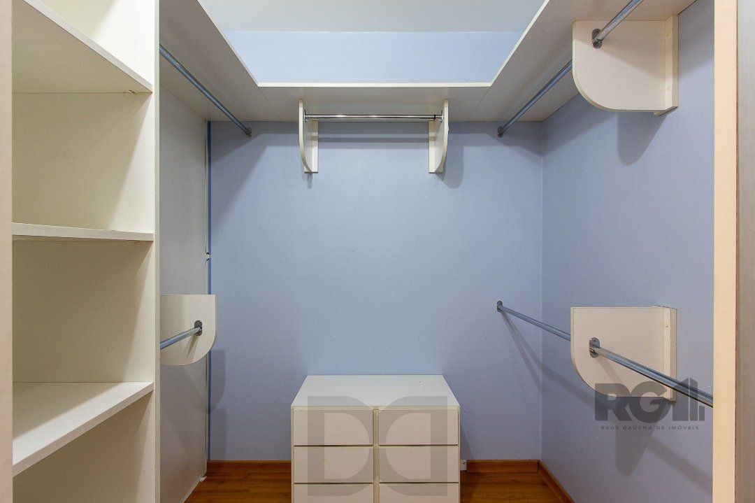 Casa de alvenaria, 3 dormitórios, 1 suíte e pátio com piscina, bairro Espírito Santo. — foto 38