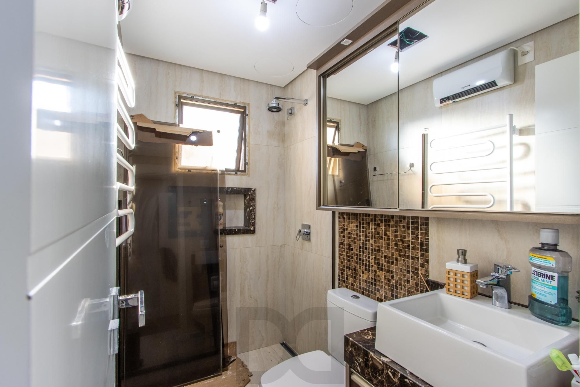 Apartamento no bairro Tristeza, Reformado e em ótimo estado! — foto 14