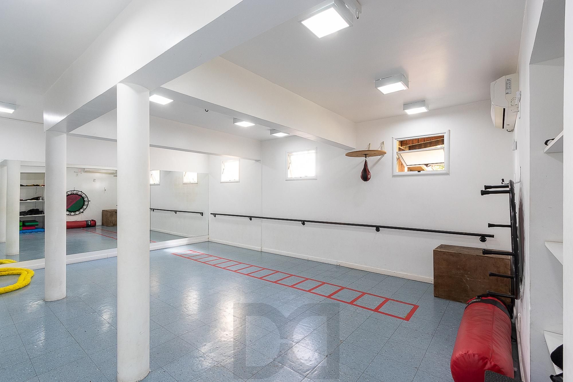 Casa condomínio | 3 dormitórios | 1 Suíte | 240,82 Privativos | 2 Vagas | Bairro Teresópolis — foto 50