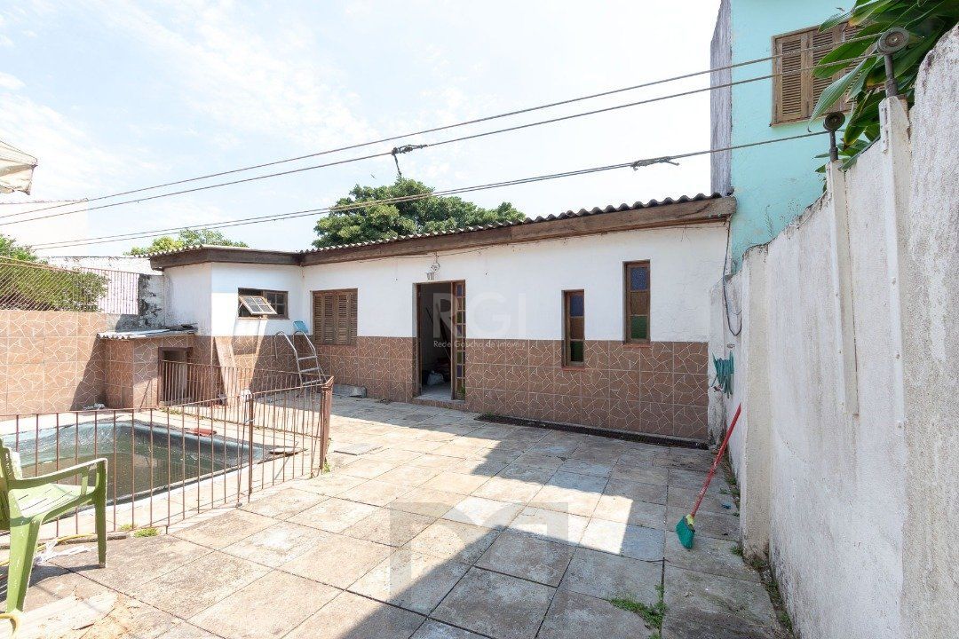 Casa para Venda - 149.99m², 6 dormitórios, sendo 2 suites, Nonoai — foto 44