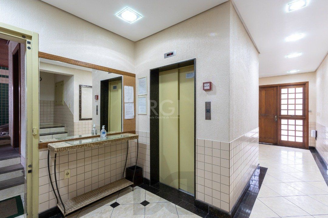 Cobertura para Venda - 247.08m², 3 dormitórios, sendo 1 suites, 2 vagas - Vila Ipiranga — foto 6