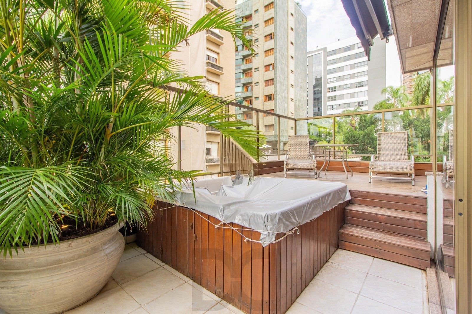 Apartamento Garden com 202m² e 3 dormitórios, 3 suítes, 3 vagas — foto 6