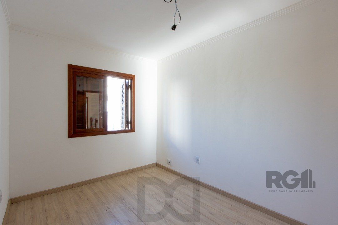 Casa para Venda - 120m², 3 dormitórios, sendo 1 suites, 1 vaga - Guarujá — foto 32
