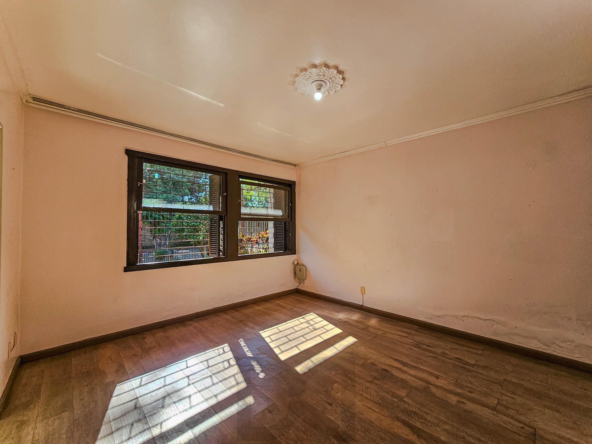 Casa Térrea 3 dormitórios - Excelentes Condições! — foto 3
