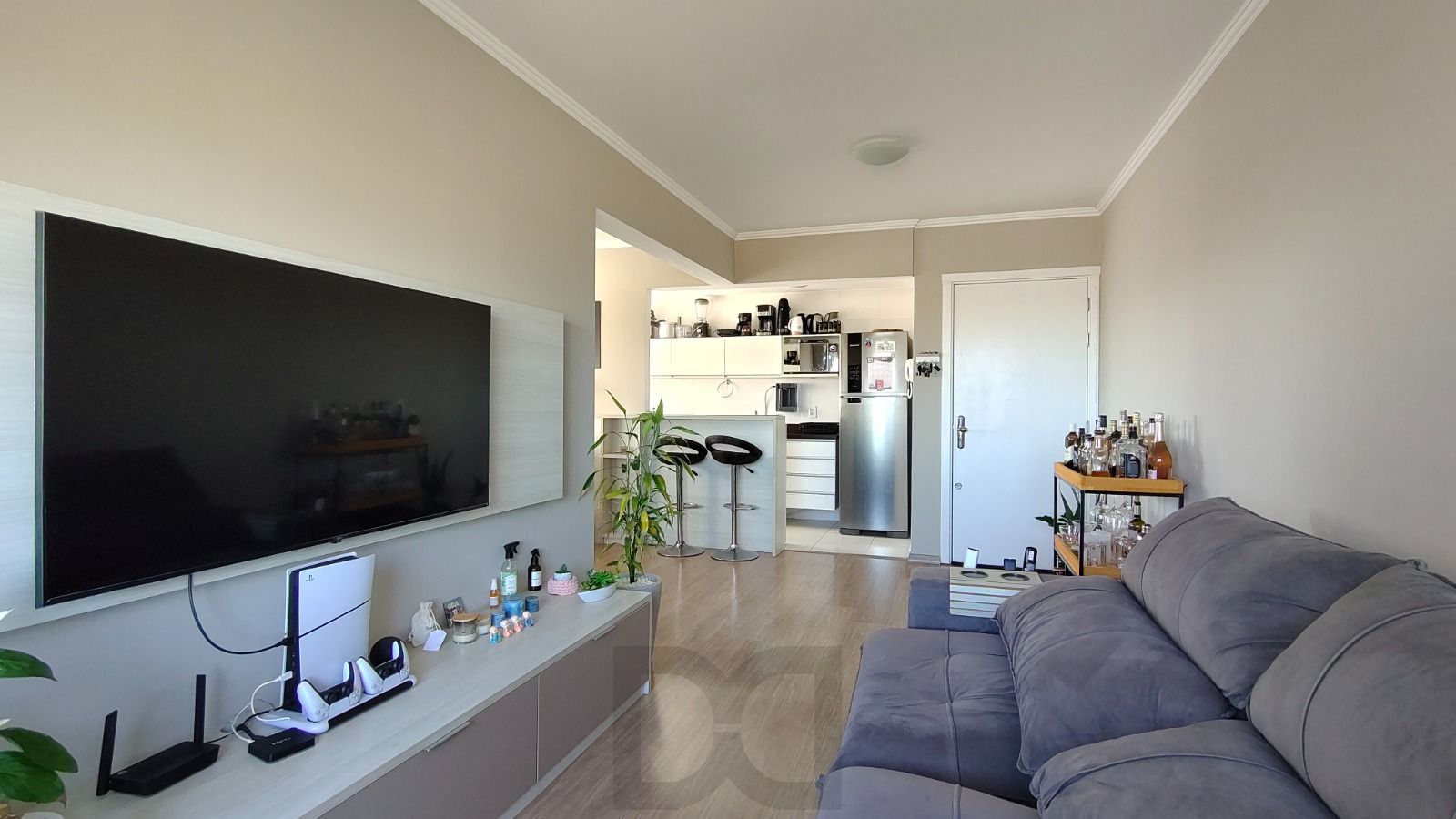 Apartamento de 2 dormitórios, 1 vaga, no bairro São José. — foto 6
