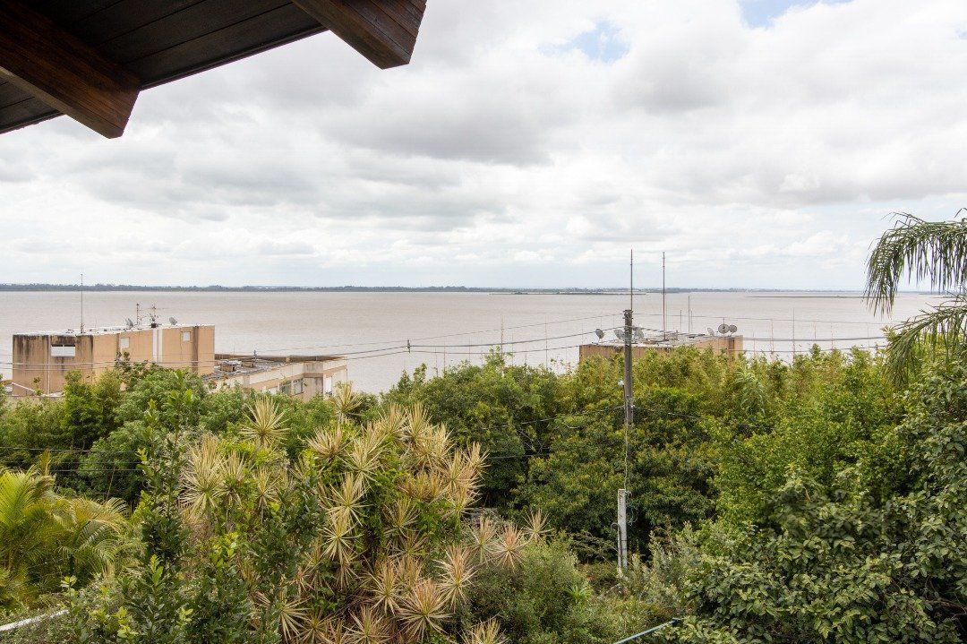 Sobrado com vista para Rio, 3 quartos, 2 suites, pátio, piscina, vaga para 4 carros - Bairro Vila Assunção — foto 60