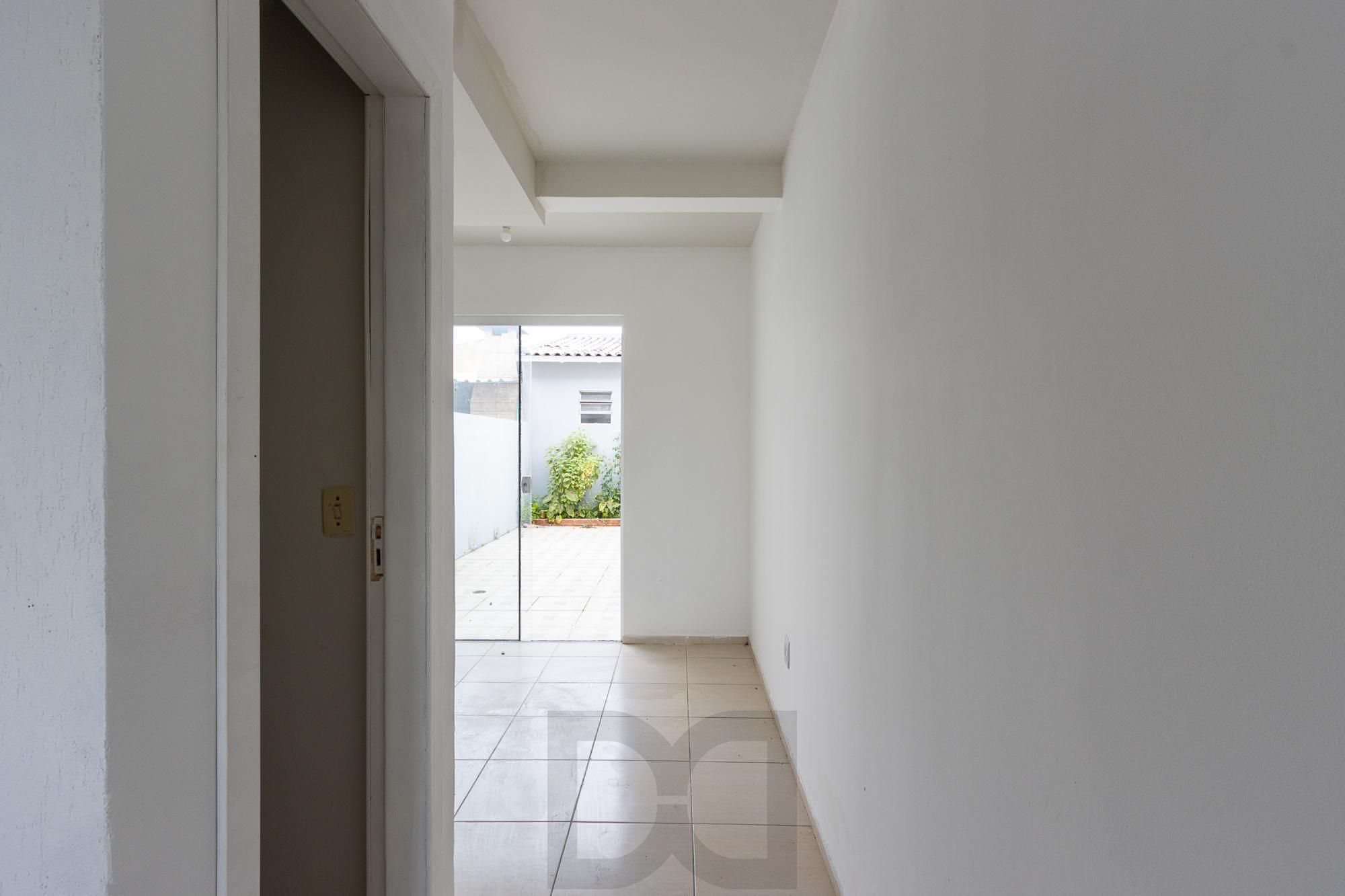 Casa (sobrado), 2 dormitórios, pátio - Bairro Hípica — foto 6