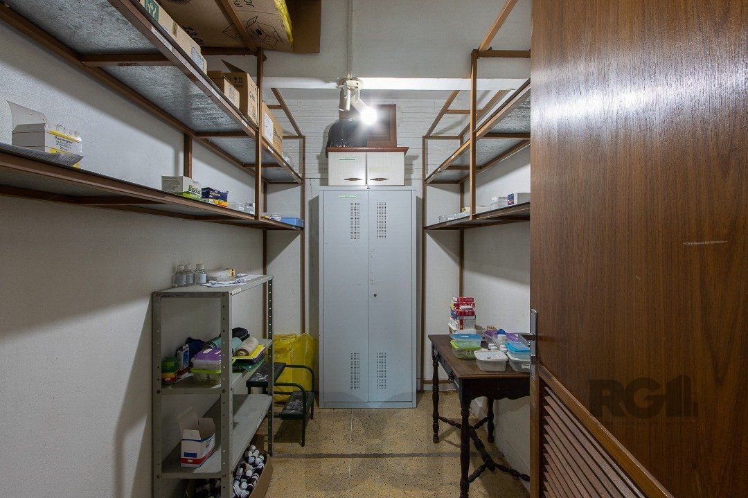 Prédio com 1063m², distribuídos em quatro pavimentos — foto 10