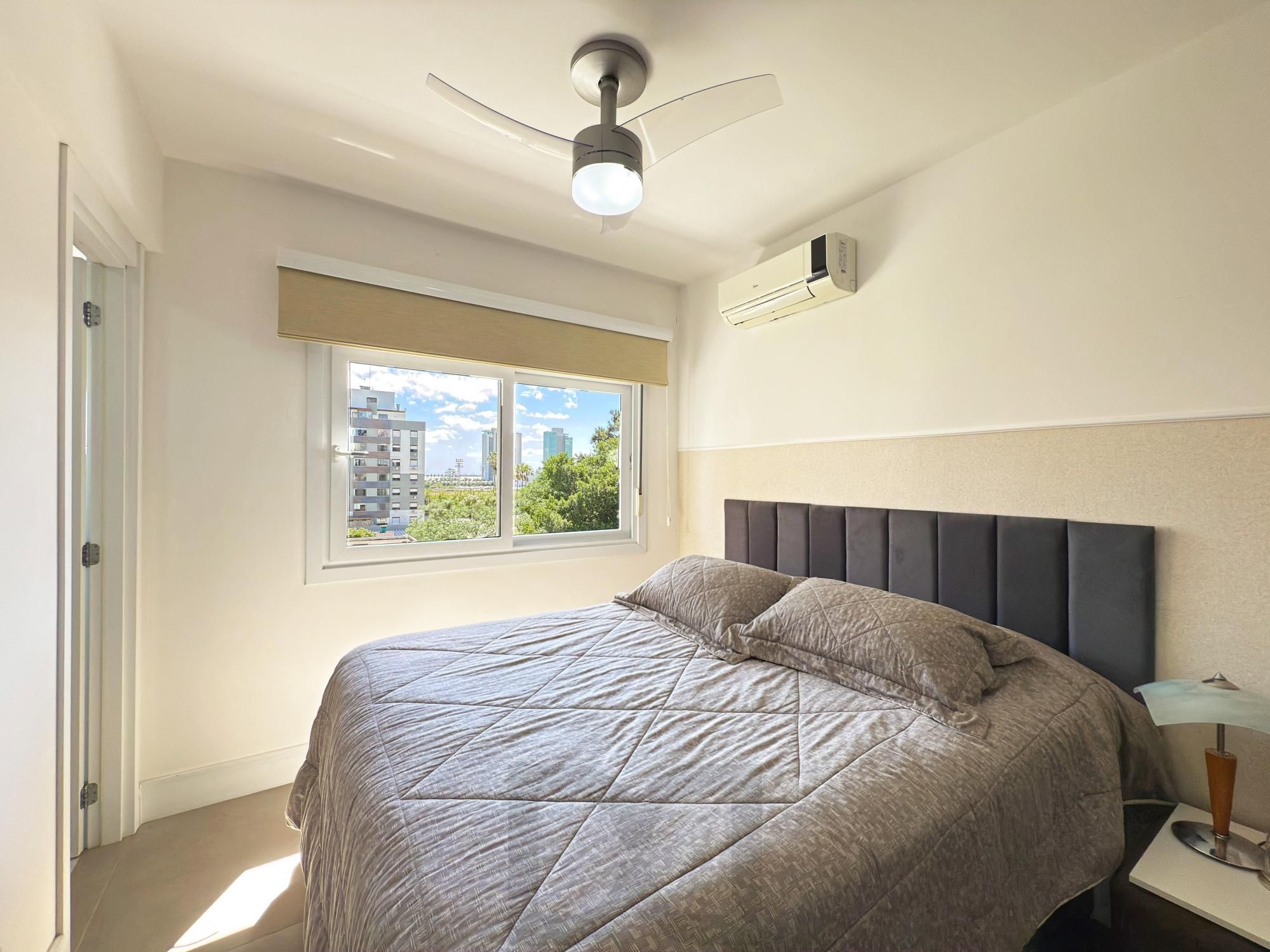 Apartamento 03 Suítes bairro Cristal, 88,97m² de área privativa, semimobiliada e 02 vagas de garagens cobertas. — foto 23