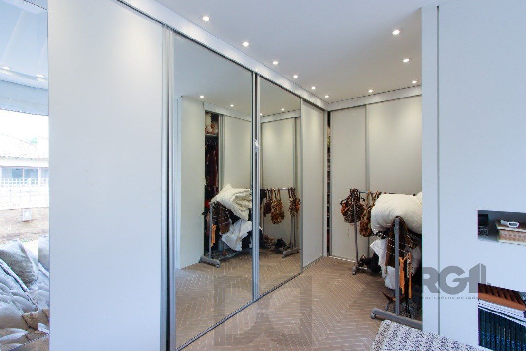 Casa com 327m² de área privativa, oferecendo 3 dormitórios, sendo 3 suítes — foto 49