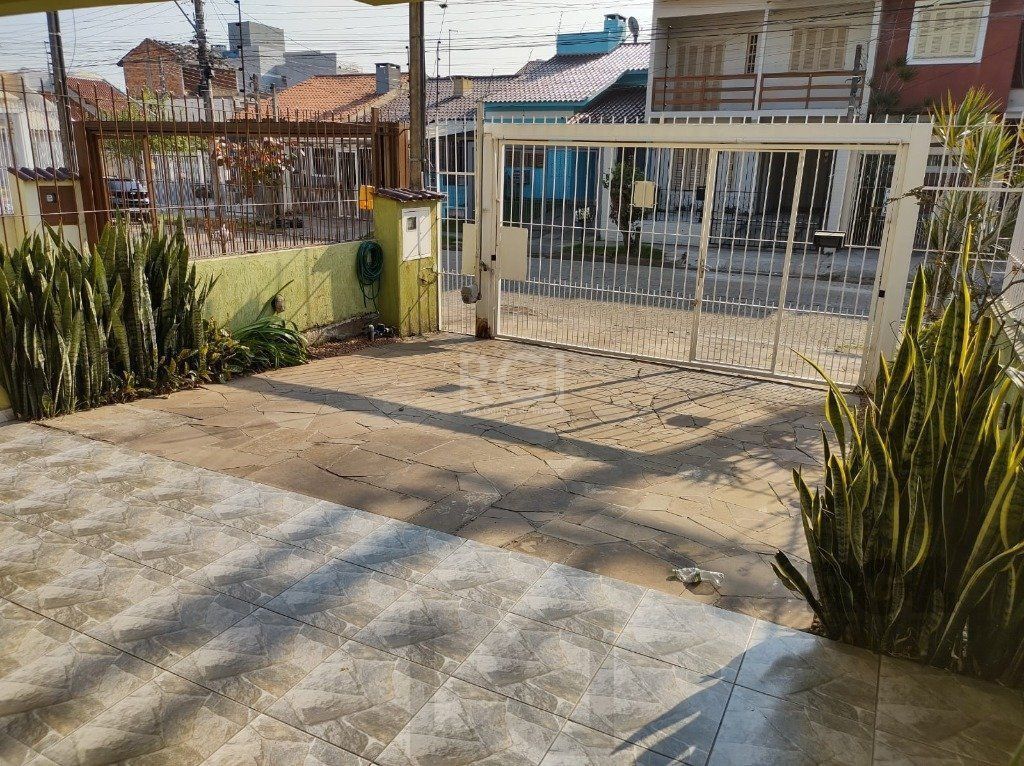 Casa para Venda - 167m², 3 dormitórios, sendo 1 suites, 7 vagas - Hípica — foto 4
